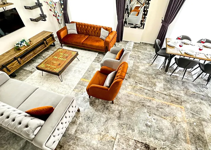 Goel Villalari Villa *