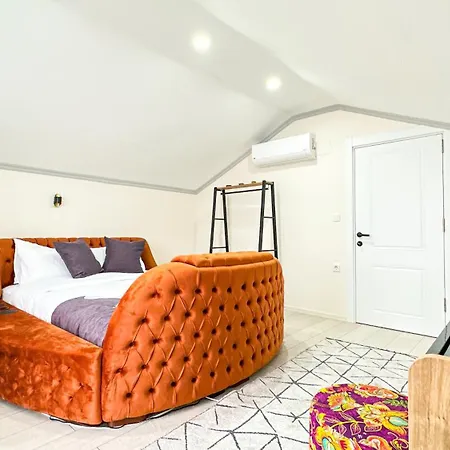 Goel Villalari 别墅 *