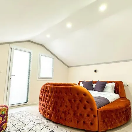 Goel Villalari 别墅 *